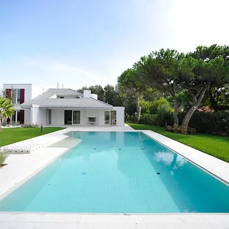 ヴィラ Villa With Private Pool - Luxury Vacation Albarella Island