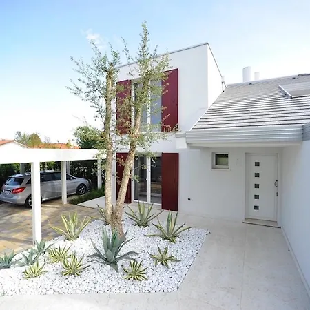 Villa With Private Pool - Luxury Vacation ヴィラ *